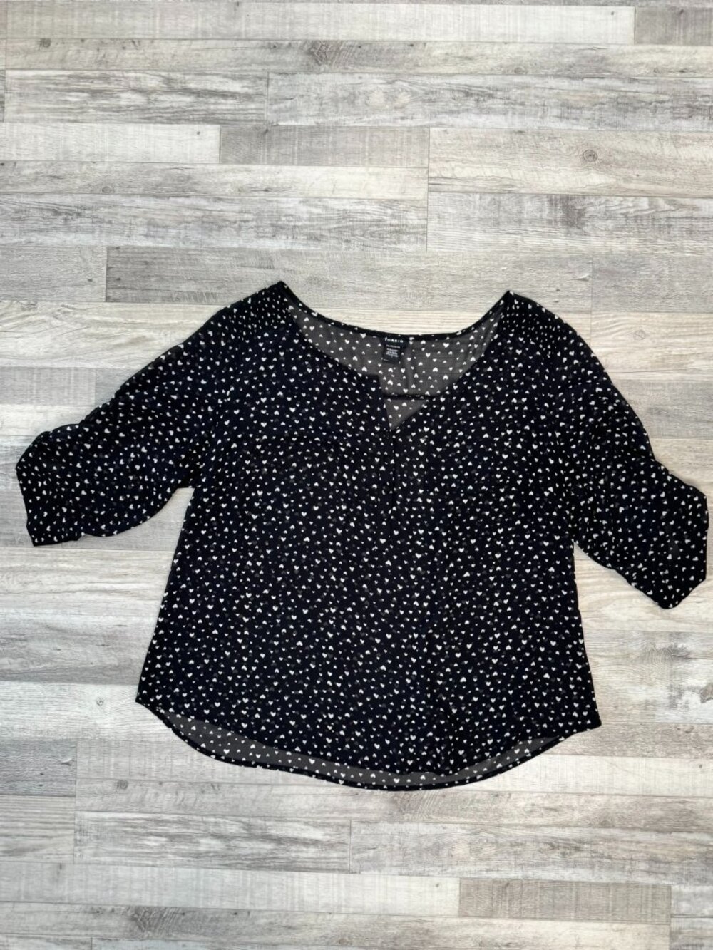 Torrid Black Heart Print Semi Sheer 3/4 Sleeve Blouse Size 1X Q1